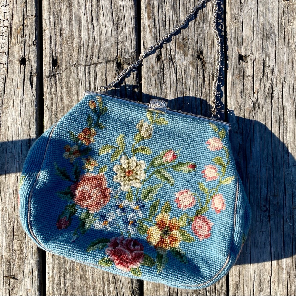 vintage embroidered floral purse